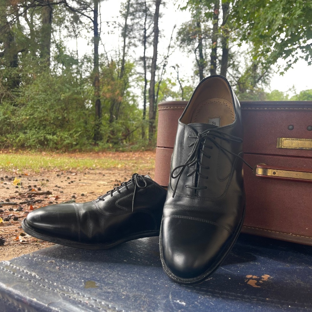 Men's Size 8 3E/E (Extra Wide) Johnston & Murphy Black Leather Cap Toe Oxfords